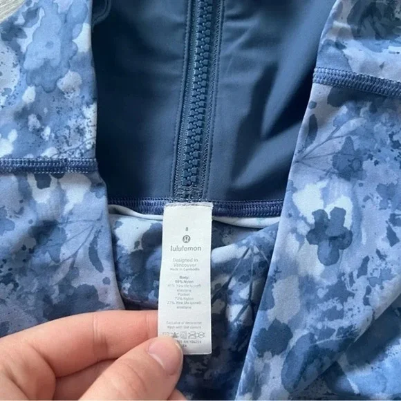 Run with the Waves Crop 21" - Picture 5 of 8